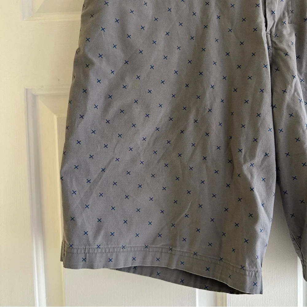 Lululemon Gray Blue All Over X Print Blue Size‎ Mens 36 Golf Casual